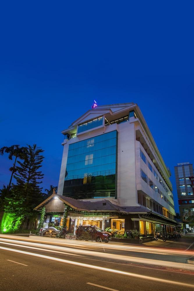The Renai Cochin Hotel Kochi Kültér fotó