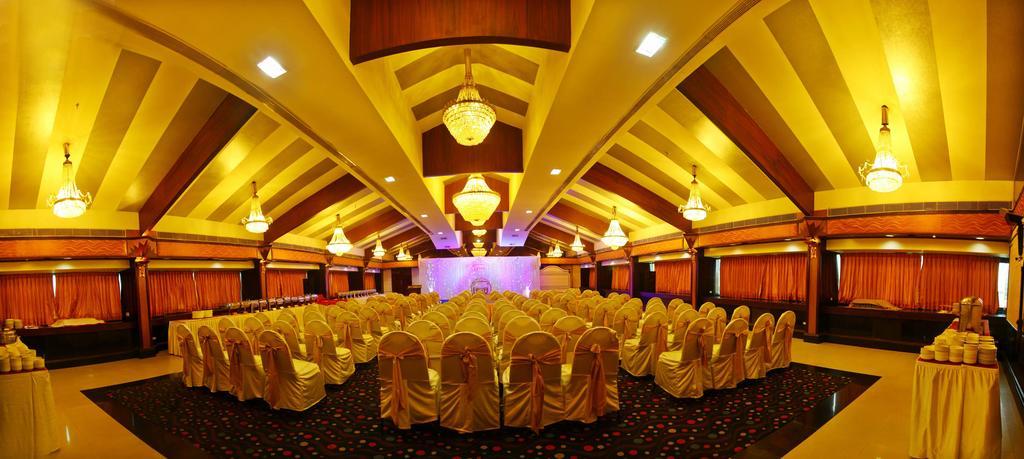The Renai Cochin Hotel Kochi Kültér fotó