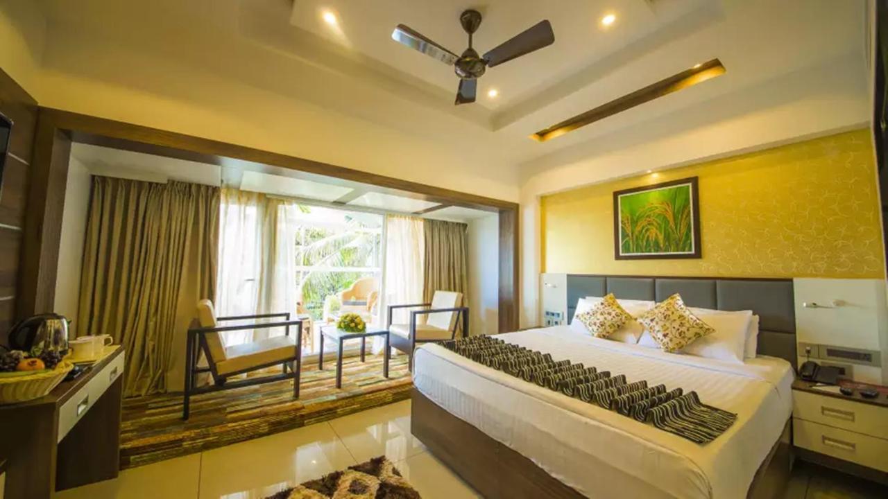 The Renai Cochin Hotel Kochi Kültér fotó