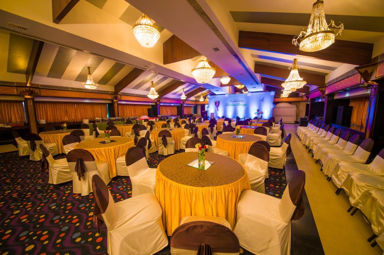 The Renai Cochin Hotel Kochi Kültér fotó