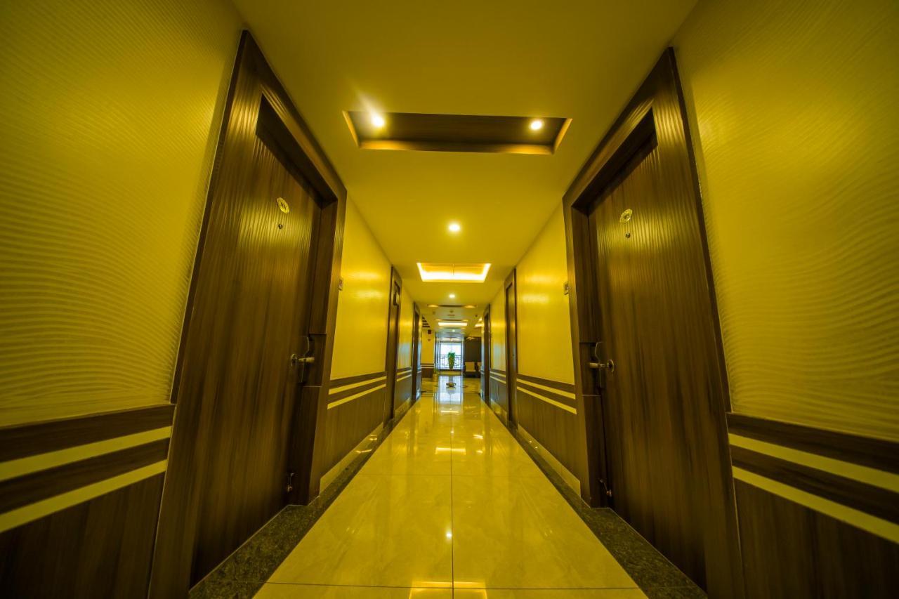 The Renai Cochin Hotel Kochi Kültér fotó