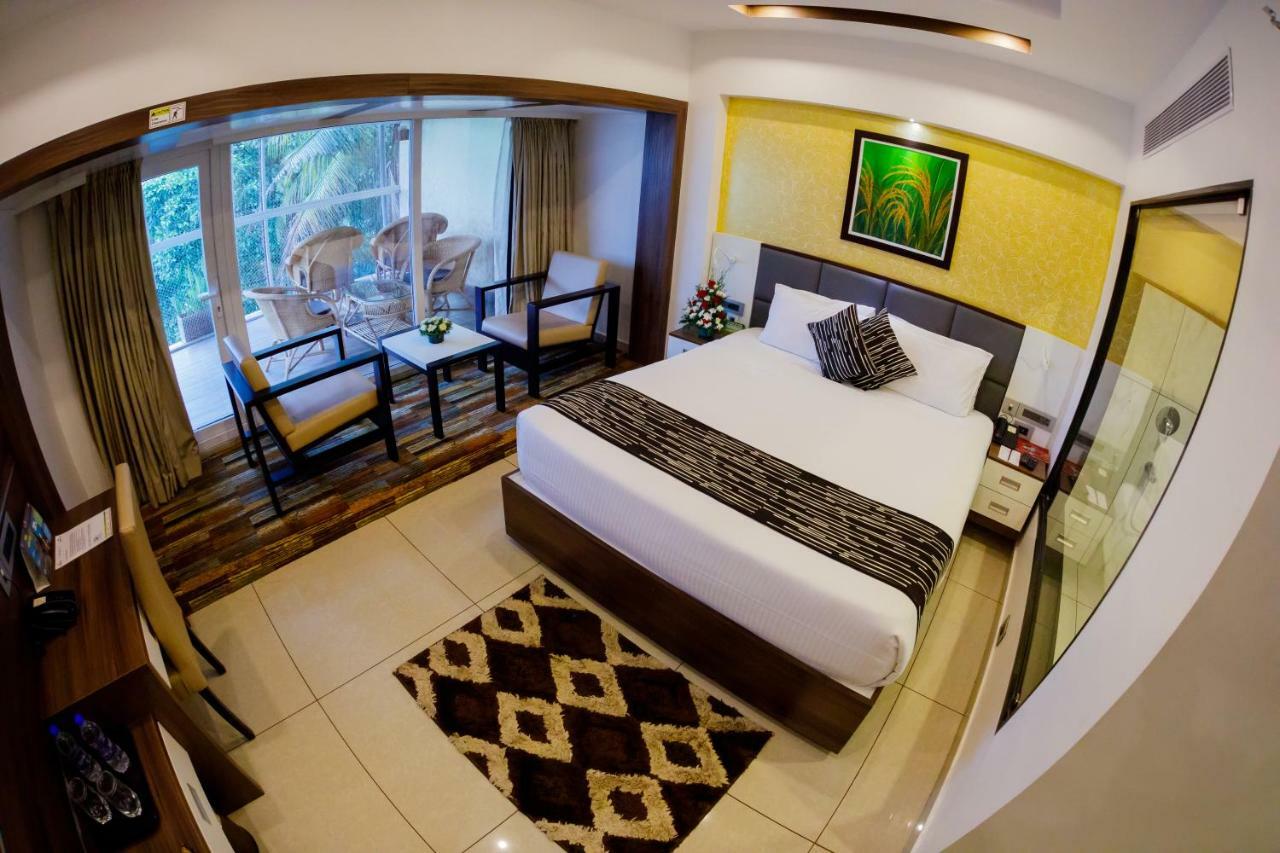 The Renai Cochin Hotel Kochi Kültér fotó