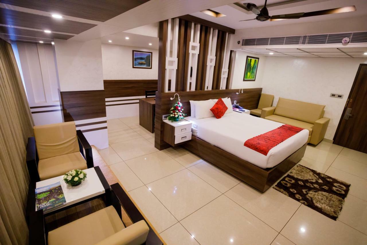 The Renai Cochin Hotel Kochi Kültér fotó